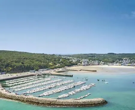 Holiday home Jolie Maison, Idealement Situee *