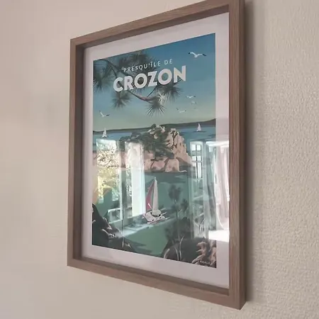 Jolie Maison, Idealement Situee Crozon